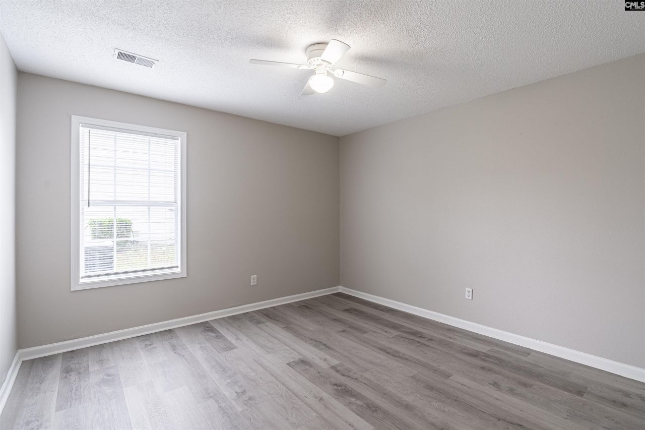 8 Scottsdale Court Photo 21