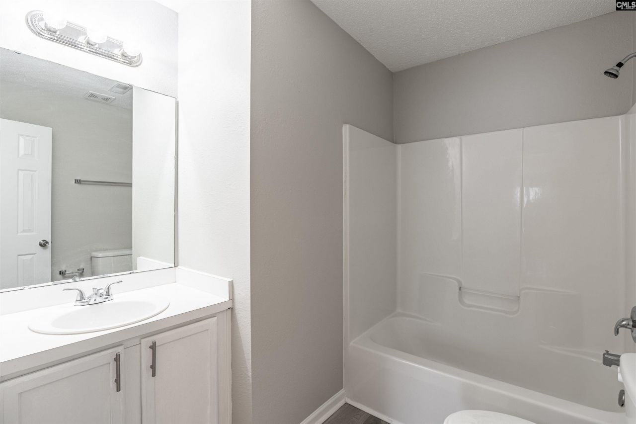 8 Scottsdale Court Photo 22