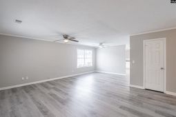 8 Scottsdale Court photo 4