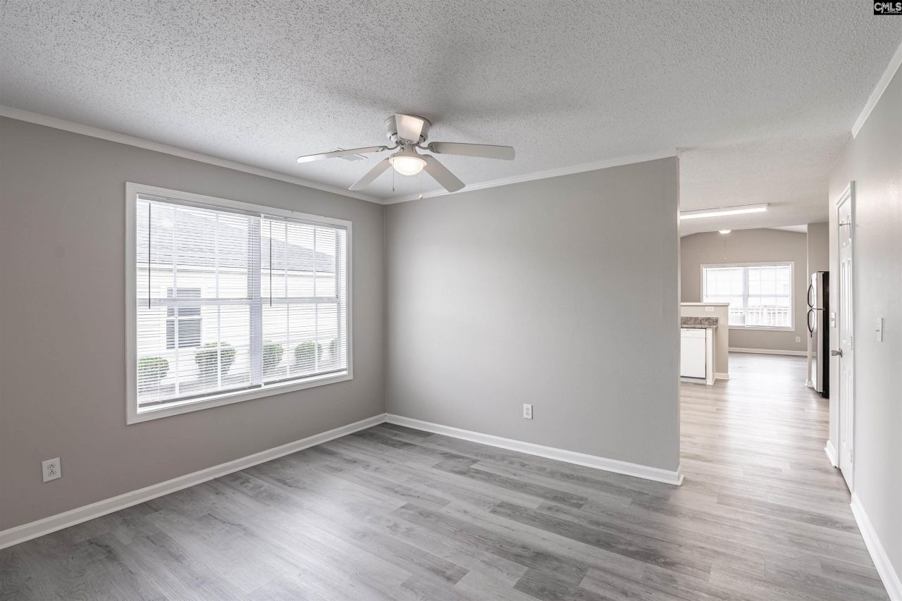 8 Scottsdale Court Photo 8