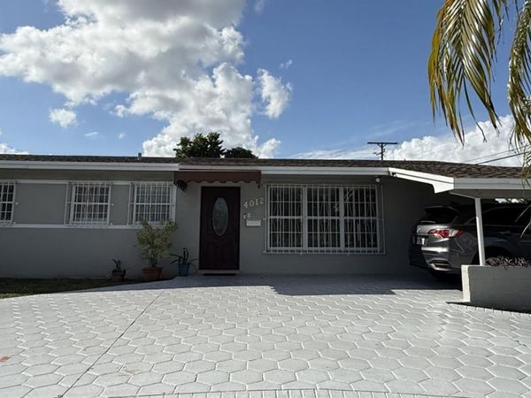 4012 SW 102 court, Miami, FL 33165