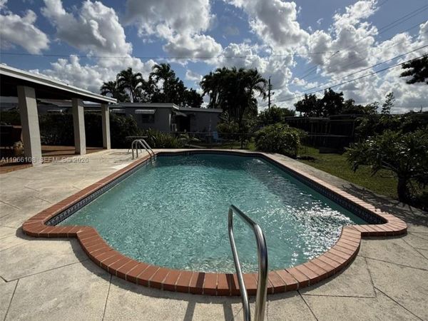 4012 SW 102 court, Miami, FL 33165