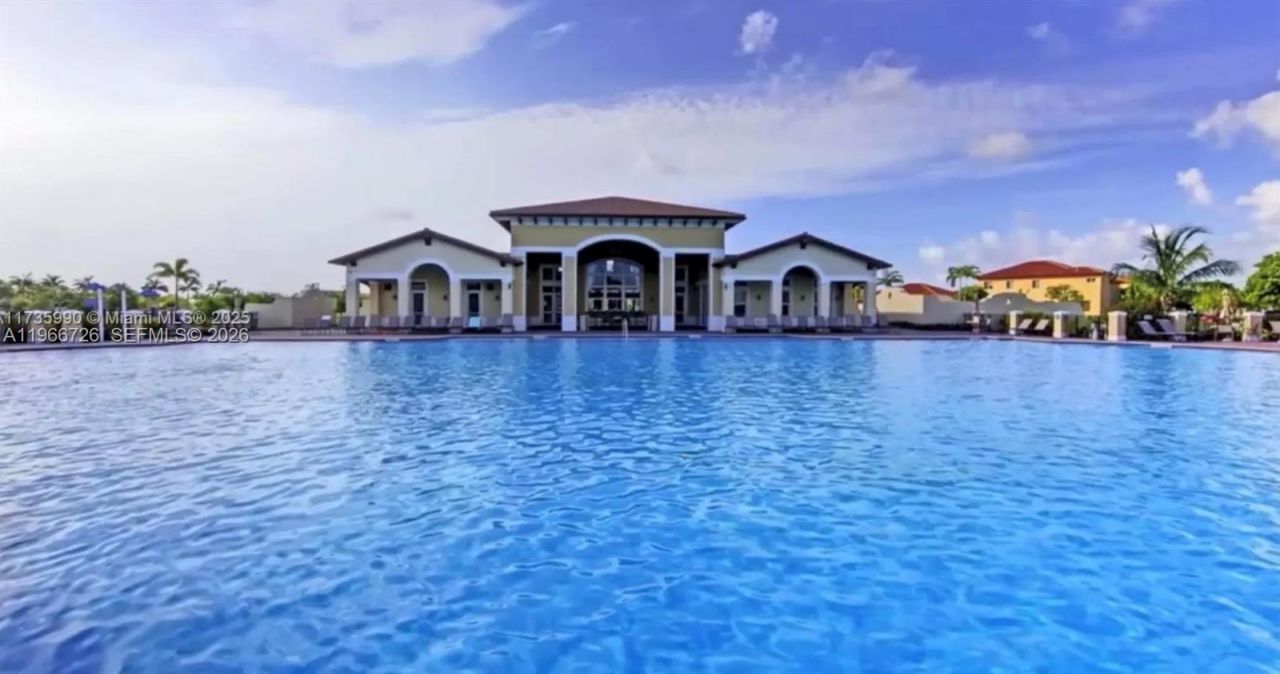 22621 SW 88th Pl, Unit 302-8, Cutler Bay, FL 33190 Photo