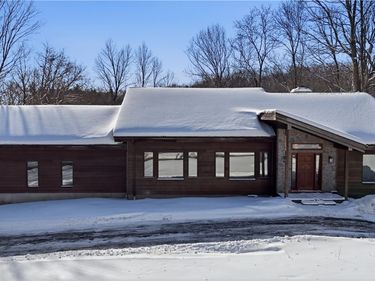 407 Bluhm Road, Fairport, NY 14450