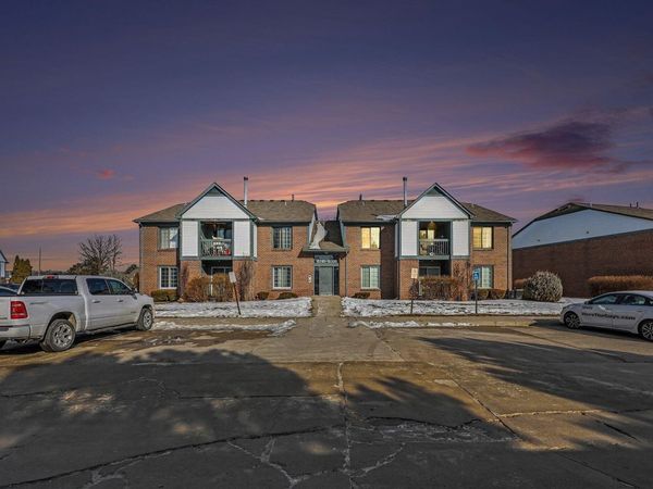 15324 Ashley Court, Unit 21, Macomb, MI 48044