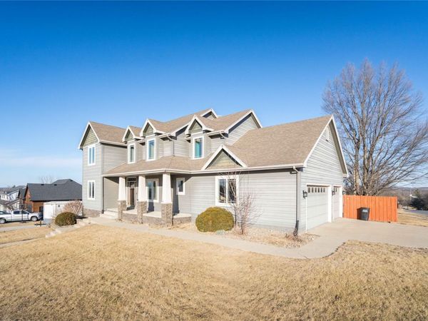 923 S 10th Street, Adel, IA 50003