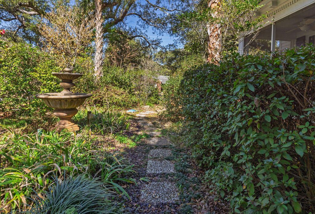 2136 St Lukes Dr & 2127 Coker Ave Photo 10