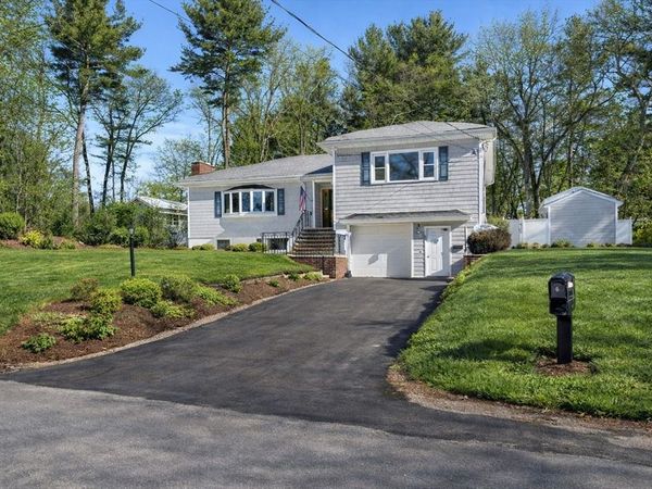 6 Patricia Circle, Wilmington, MA 01887