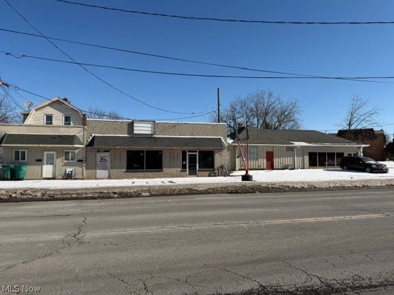 16133 Broadway Avenue, Unit 1, Maple Heights, OH 44137 Photo 1