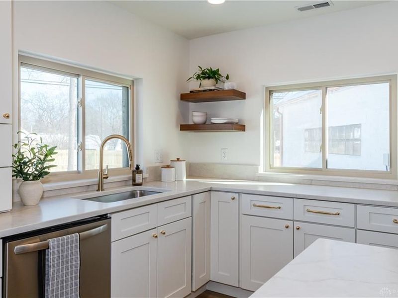 1884 N Longview Street, Beavercreek, OH 45432 Photo 21