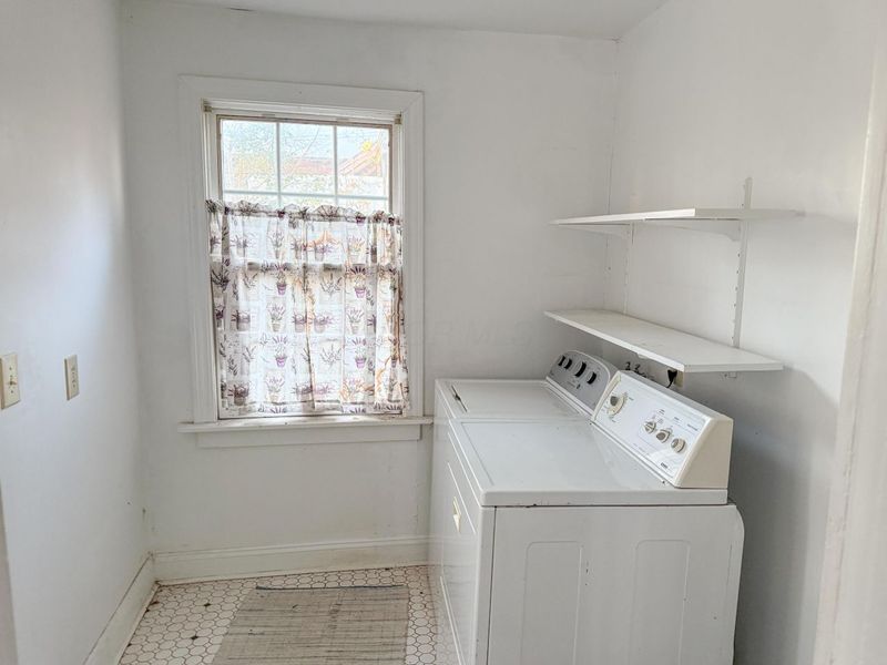 107 S Columbus Street, Somerset, OH 43783 Photo 11