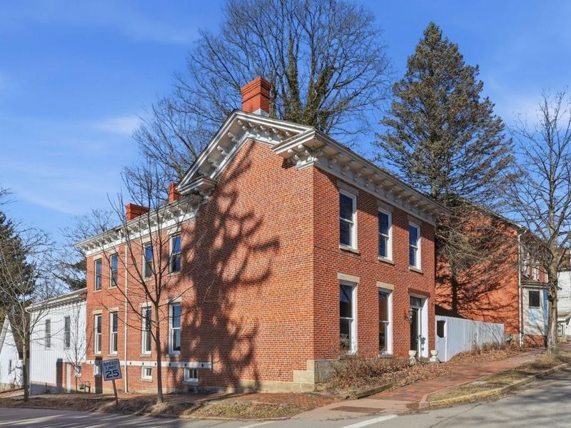 107 S Columbus Street, Somerset, OH 43783 Photo 2