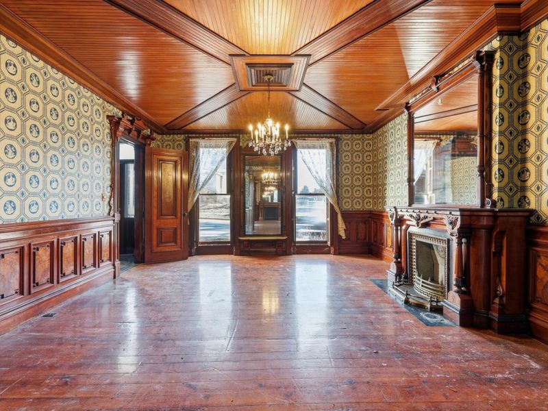 107 S Columbus Street, Somerset, OH 43783 Photo 4