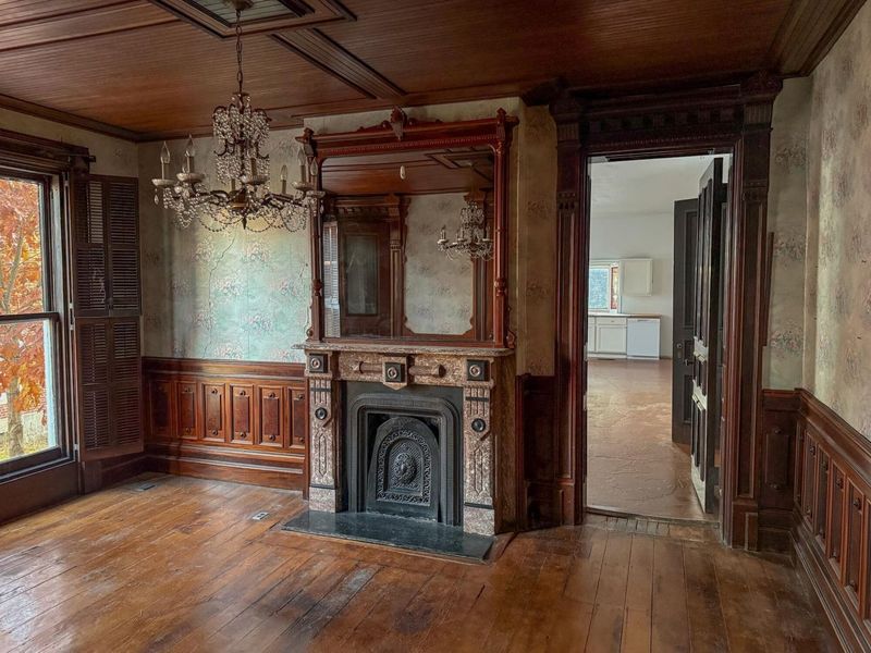 107 S Columbus Street, Somerset, OH 43783 Photo 4