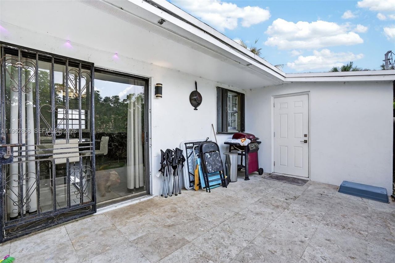 20615 NW 28th Ave , Miami Gardens, FL 33056 Photo