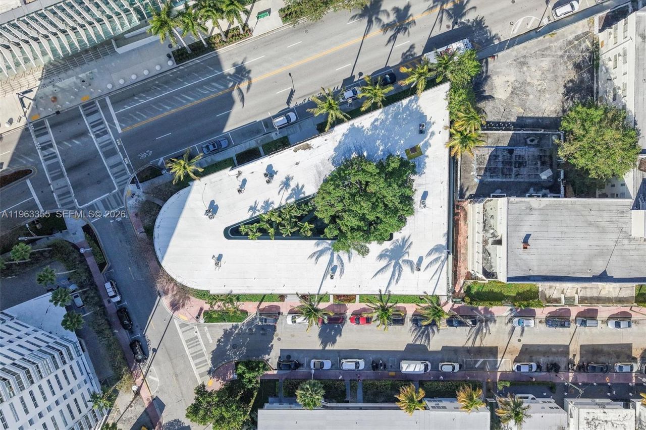 1925 Washington Ave , Unit 21, Miami Beach, FL 33139 Photo