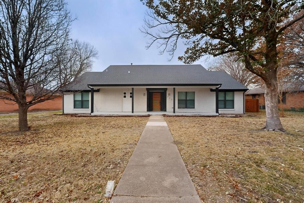 712 W Five Mile Parkway, Dallas, TX 75224 Main Photo