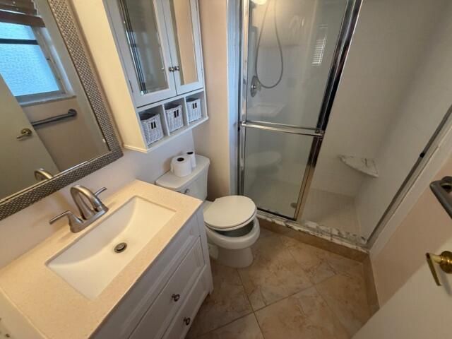 18081 SE Country Club Drive, Unit 121, Tequesta, FL 33469 Photo