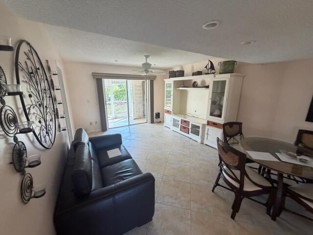 18081 SE Country Club Drive, Unit 121, Tequesta, FL 33469 Photo