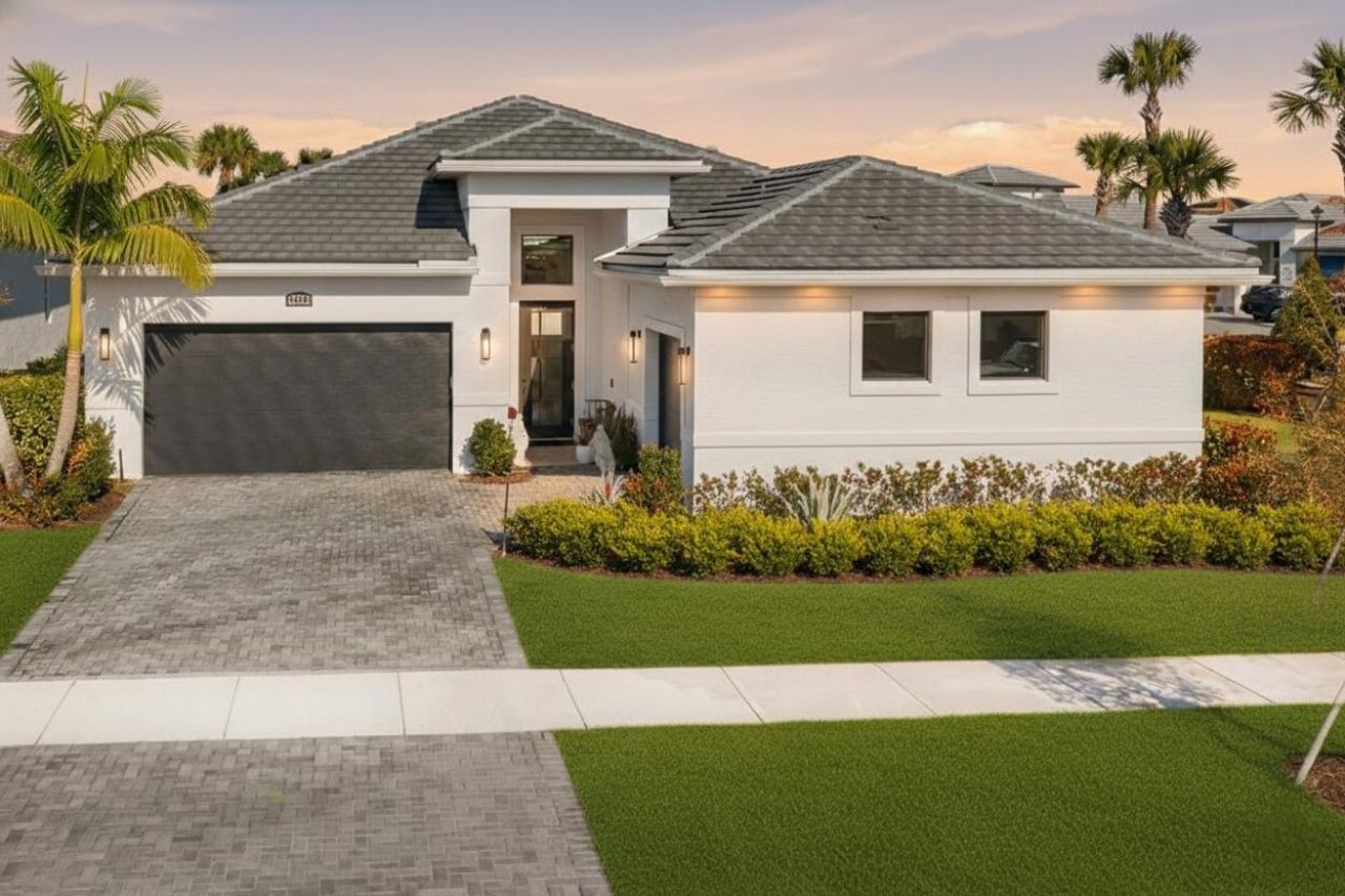 10212 SW Latium Way, Port Saint Lucie, FL 34987 Photo