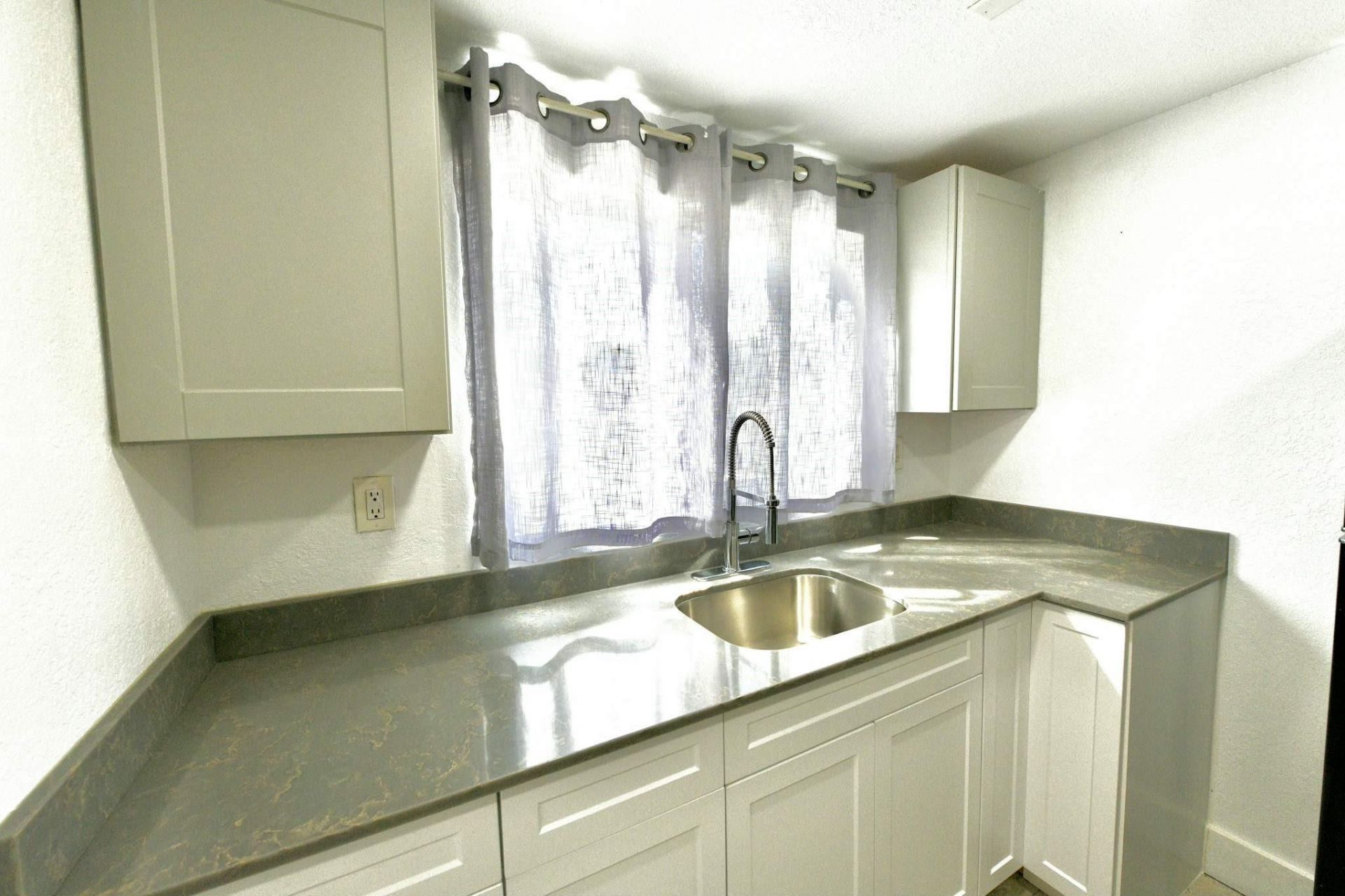 905 NE 5th Street, Pompano Beach, FL 33060 Photo