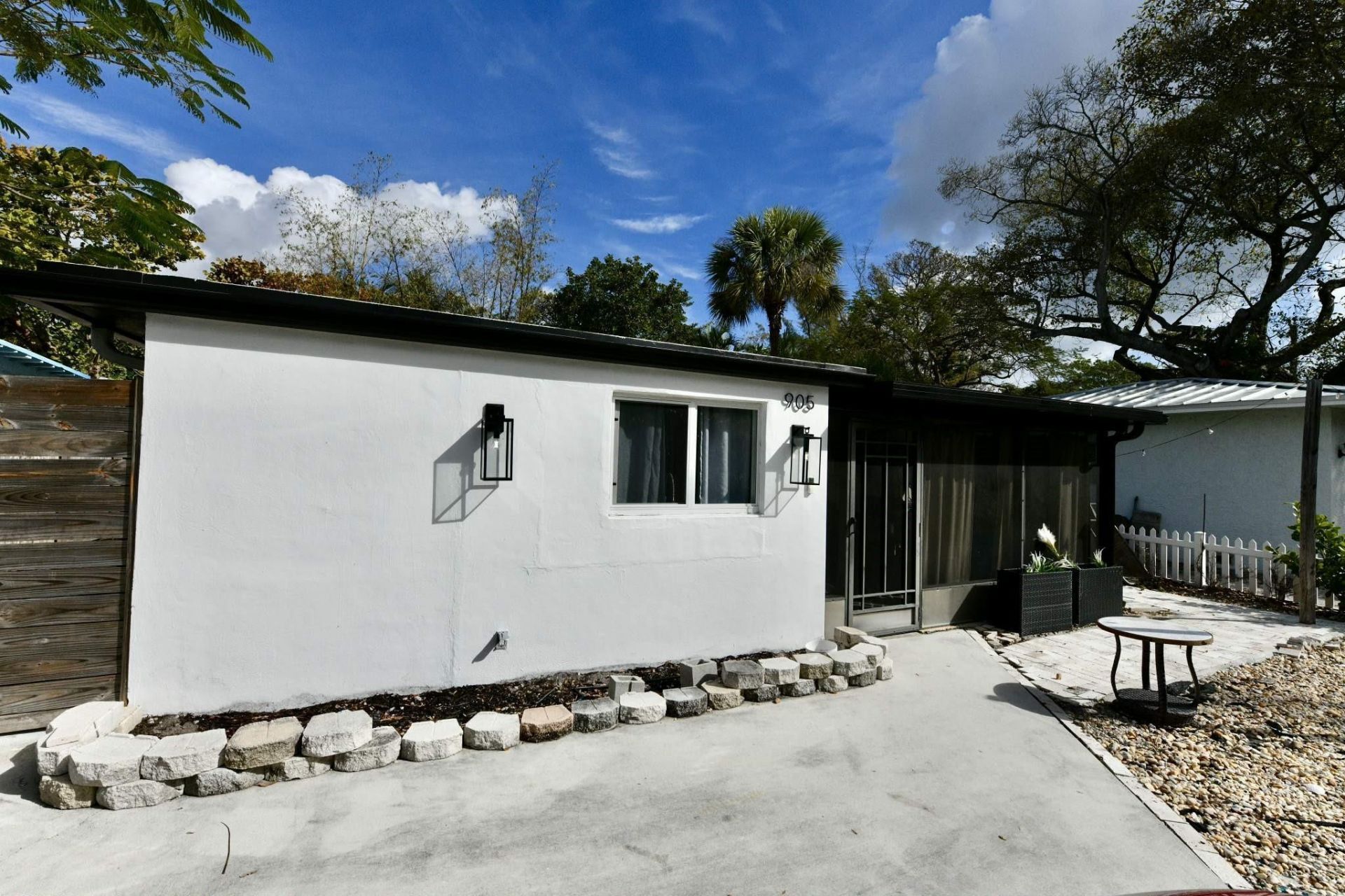 905 NE 5th Street, Pompano Beach, FL 33060 Photo