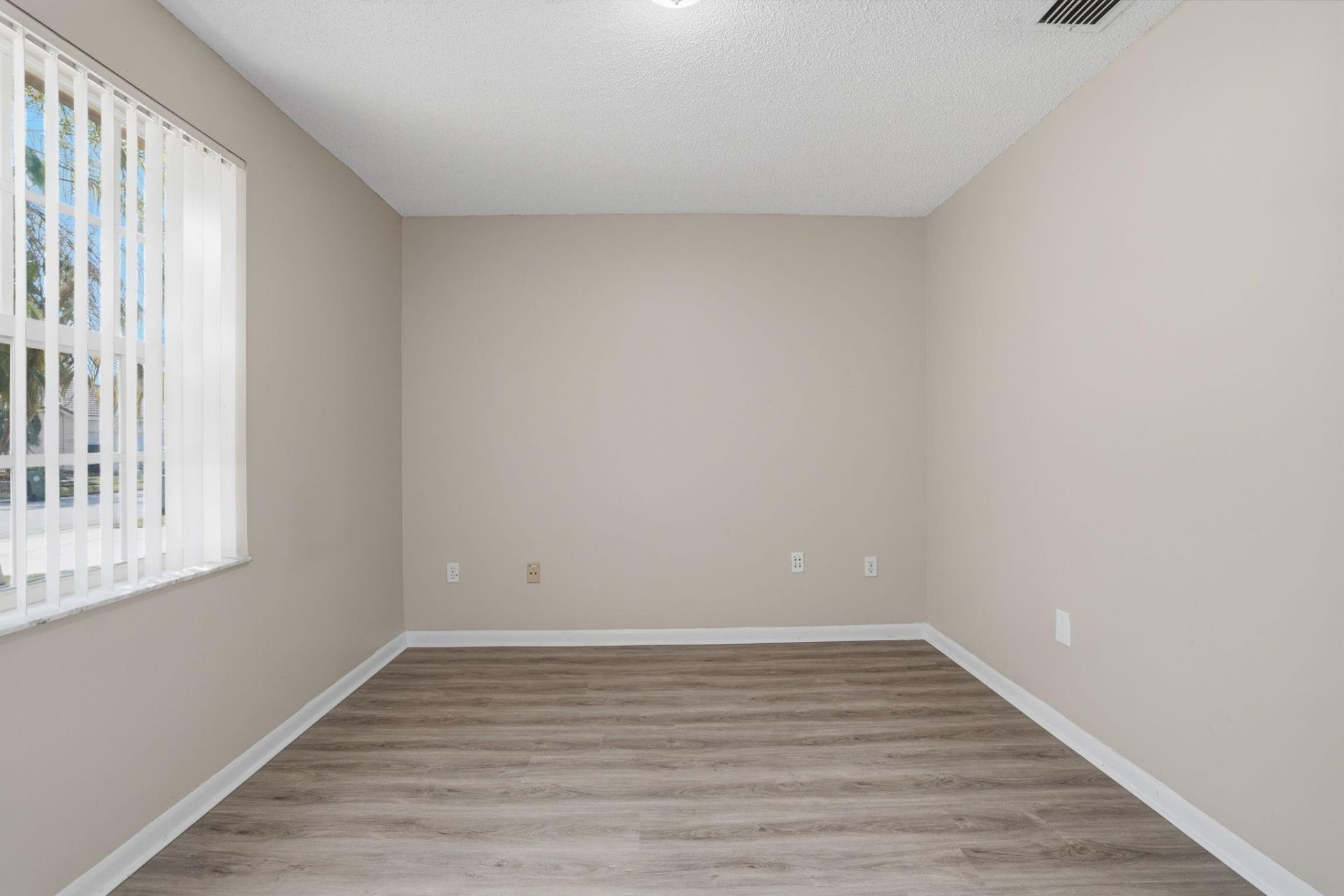 15745 NW 16th Court, Pembroke Pines, FL 33028 Photo