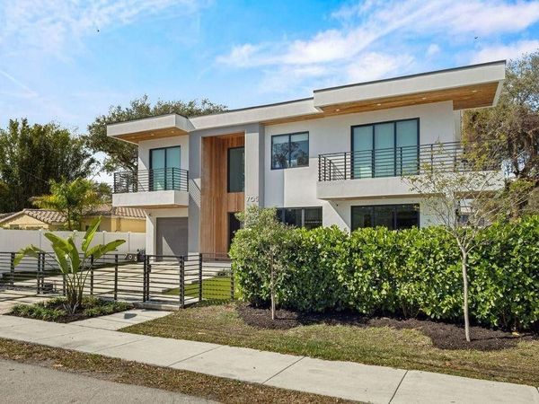 705 SW 8th Terrace, Fort Lauderdale, FL 33315