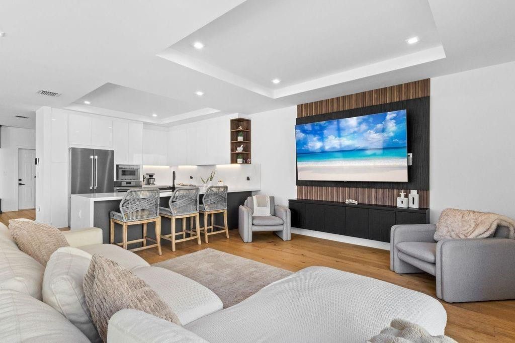 705 SW 8th Terrace, Fort Lauderdale, FL 33315 Photo