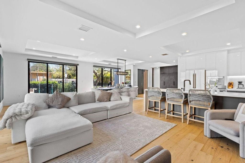 705 SW 8th Terrace, Fort Lauderdale, FL 33315 Photo