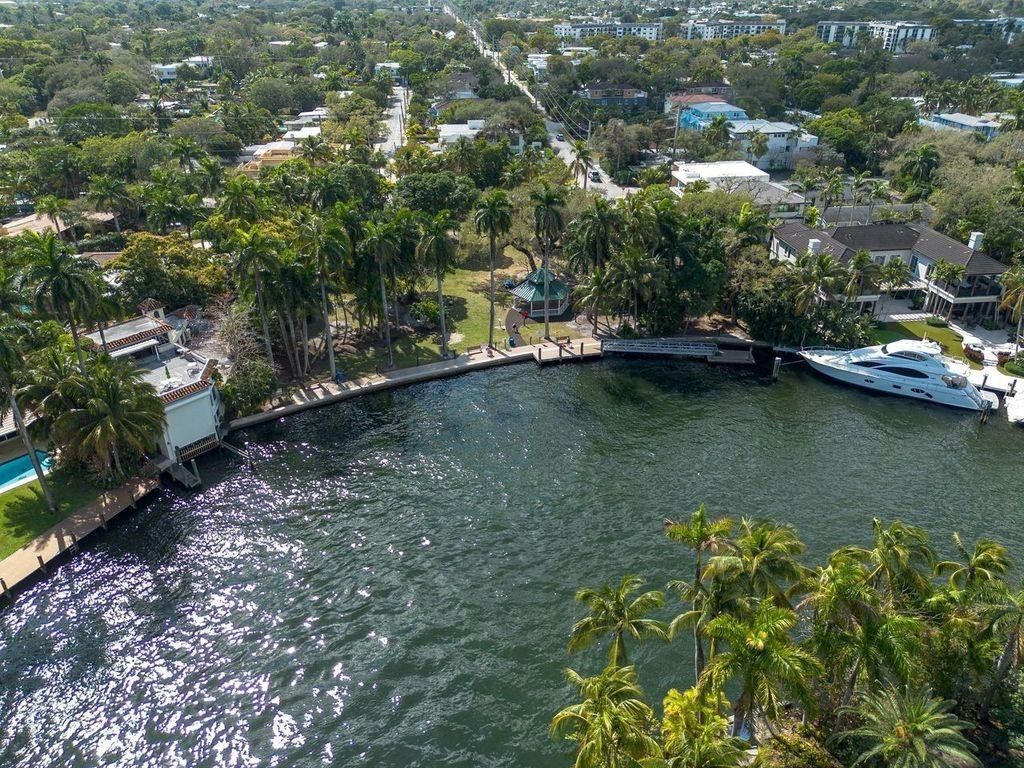 705 SW 8th Terrace, Fort Lauderdale, FL 33315 Photo