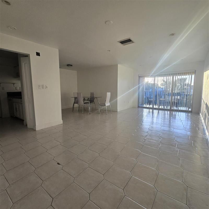 15470 SW 82nd Lane, Unit 332, Miami, FL 33193 Photo