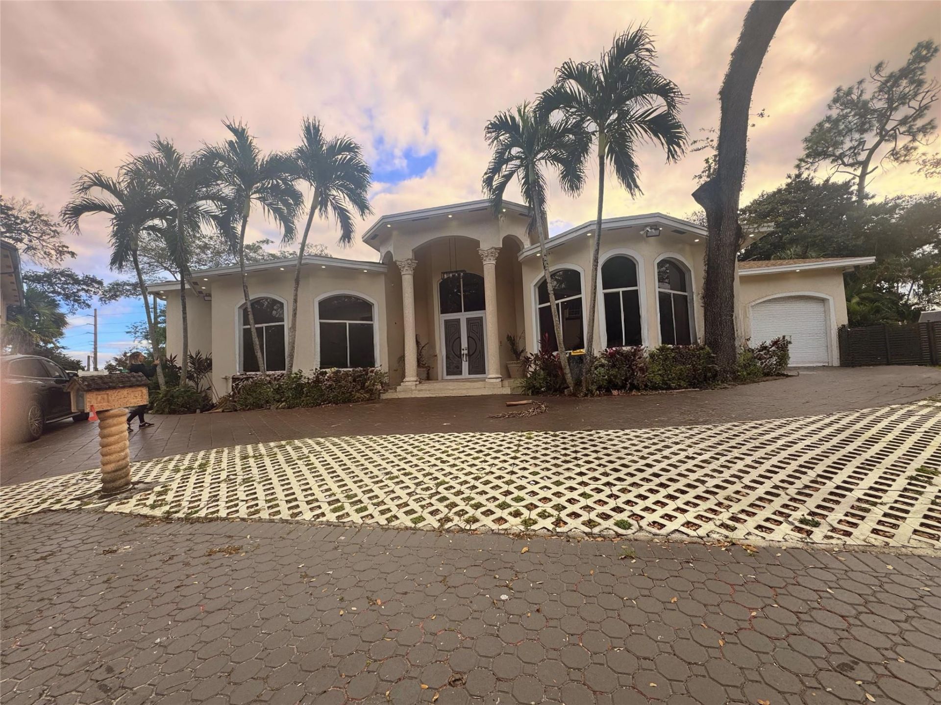 5981 SW 37th Terrace, Fort Lauderdale, FL 33312 Photo