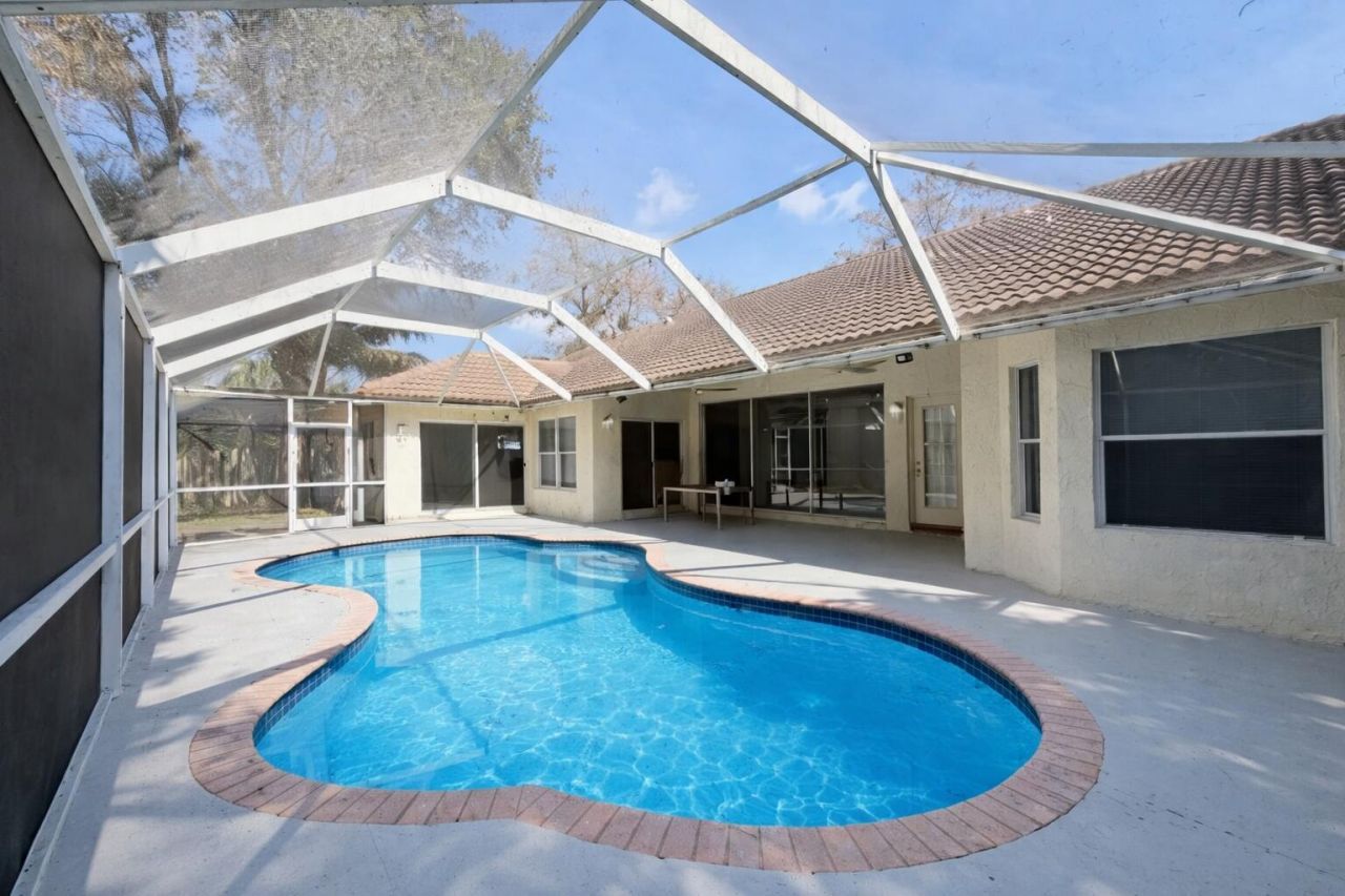4853 NW 66th Avenue, Lauderhill, FL 33319 Photo