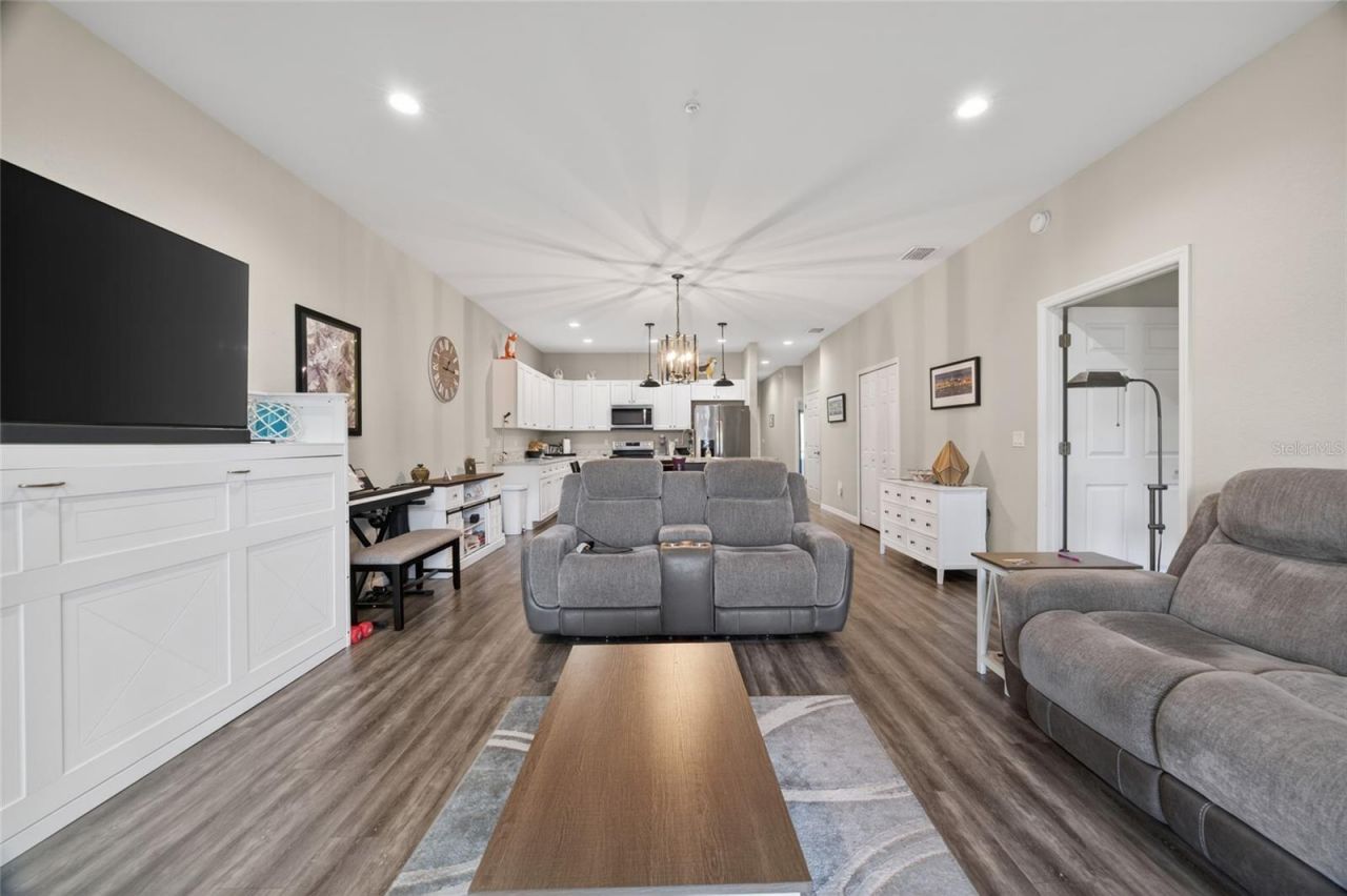 3415 W Anthony Road, Unit 303, Ocala, FL 34475 Photo