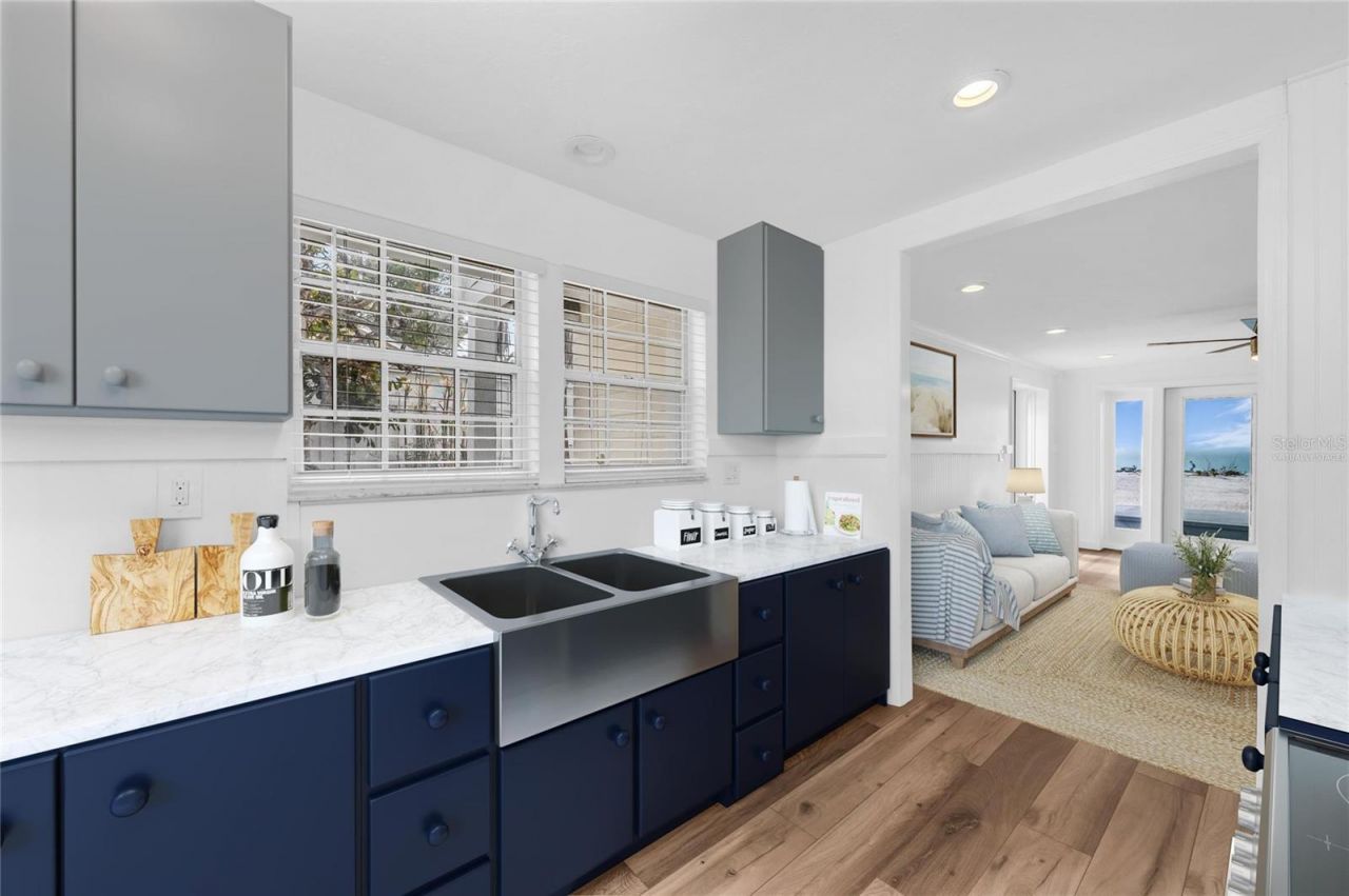 3007 Avenue F, Unit 4, 3, 2, 1, Holmes Beach, FL 34217 Photo