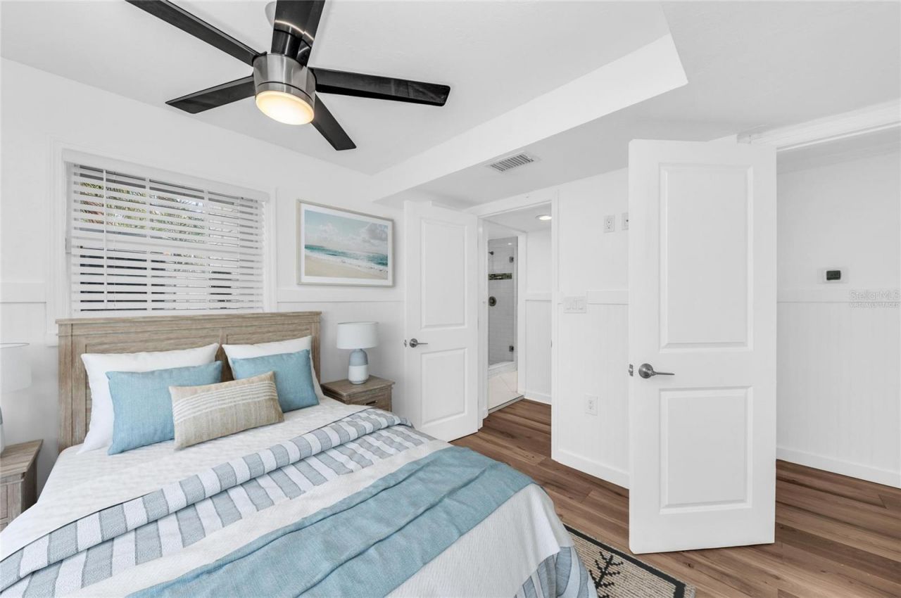 3007 Avenue F, Unit 4, 3, 2, 1, Holmes Beach, FL 34217 Photo