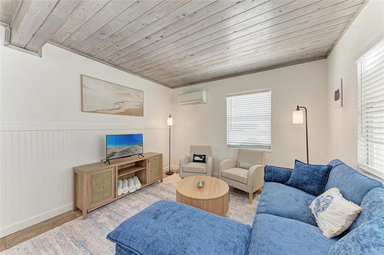 3007 Avenue F, Unit 4, 3, 2, 1, Holmes Beach, FL 34217 Photo