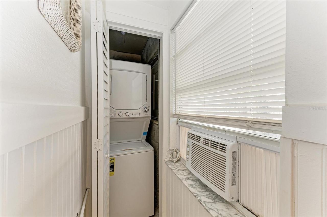 3007 Avenue F, Unit 4, 3, 2, 1, Holmes Beach, FL 34217 Photo