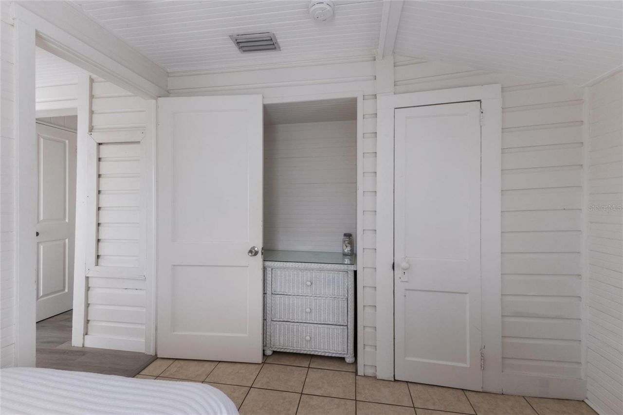 3007 Avenue F, Unit 4, 3, 2, 1, Holmes Beach, FL 34217 Photo