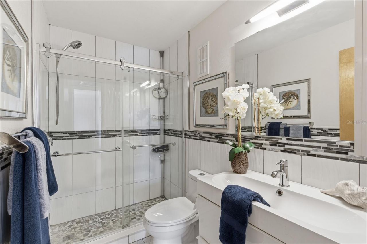 4050 4th Street N, Unit 317, Saint Petersburg, FL 33703 Photo