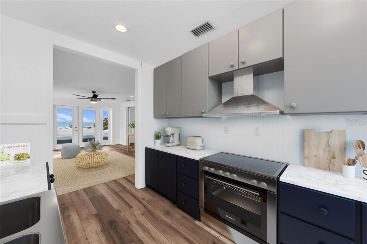 3007 Avenue F, Unit 1, 2, 3, 4, Holmes Beach, FL 34217 Photo