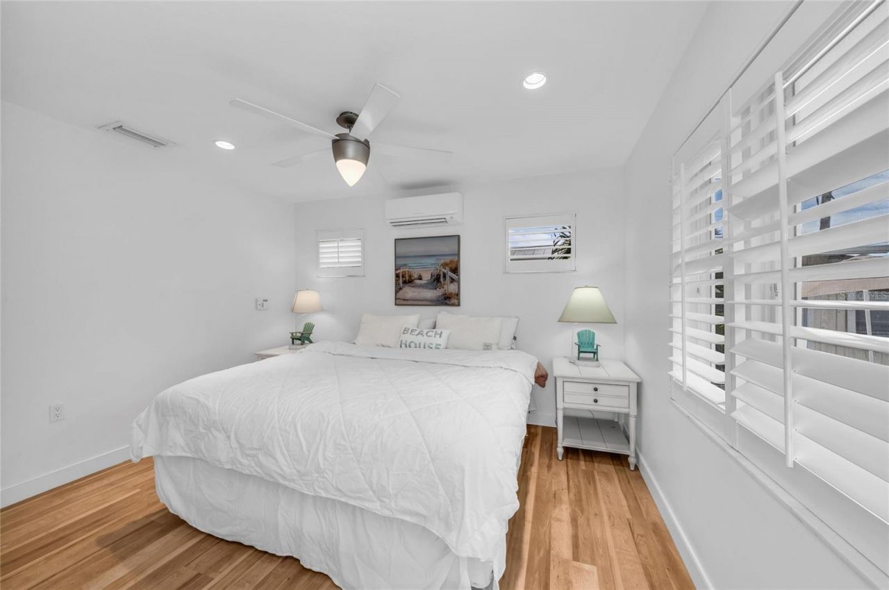 3007 Avenue F, Unit 1, 2, 3, 4, Holmes Beach, FL 34217 Photo