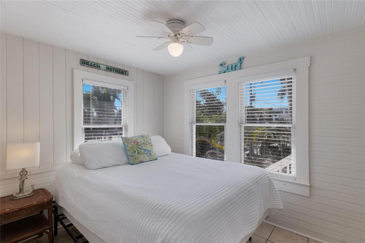 3007 Avenue F, Unit 1, 2, 3, 4, Holmes Beach, FL 34217 Photo