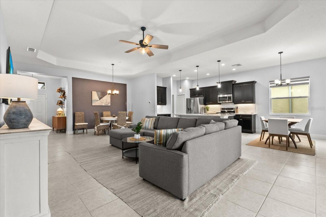 12709 Lake Silver Avenue, Lakewood Ranch, FL 34211 Photo