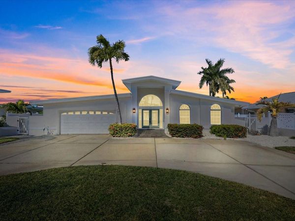 24 DOLPHIN DRIVE, TREASURE ISLAND, FL 33706