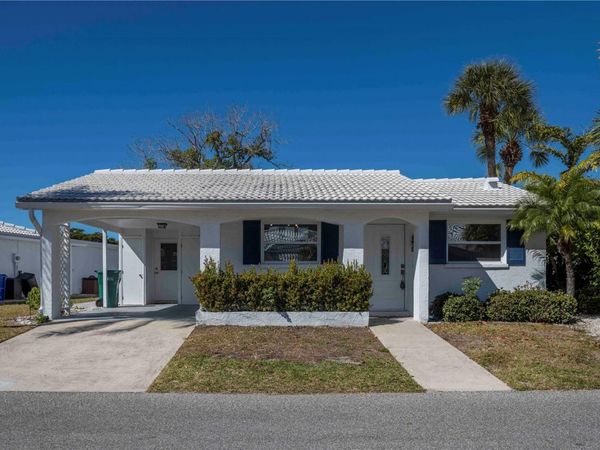 563 SPANISH DRIVE S, LONGBOAT KEY, FL 34228