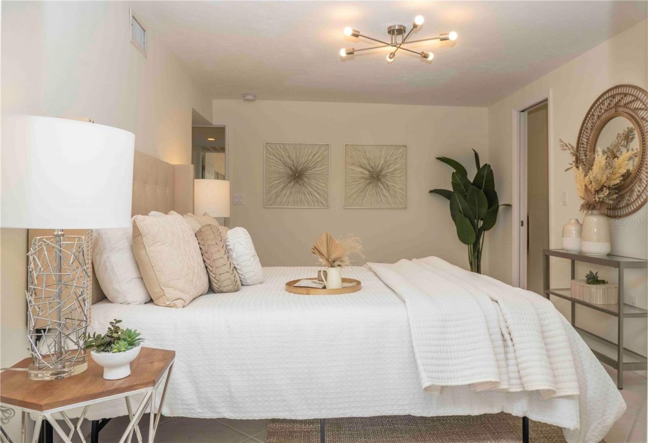 563 Spanish Drive S, Longboat Key, FL 34228 Photo