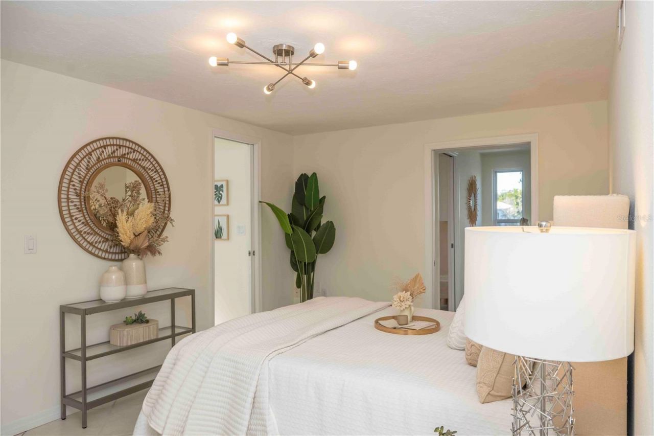 563 Spanish Drive S, Longboat Key, FL 34228 Photo