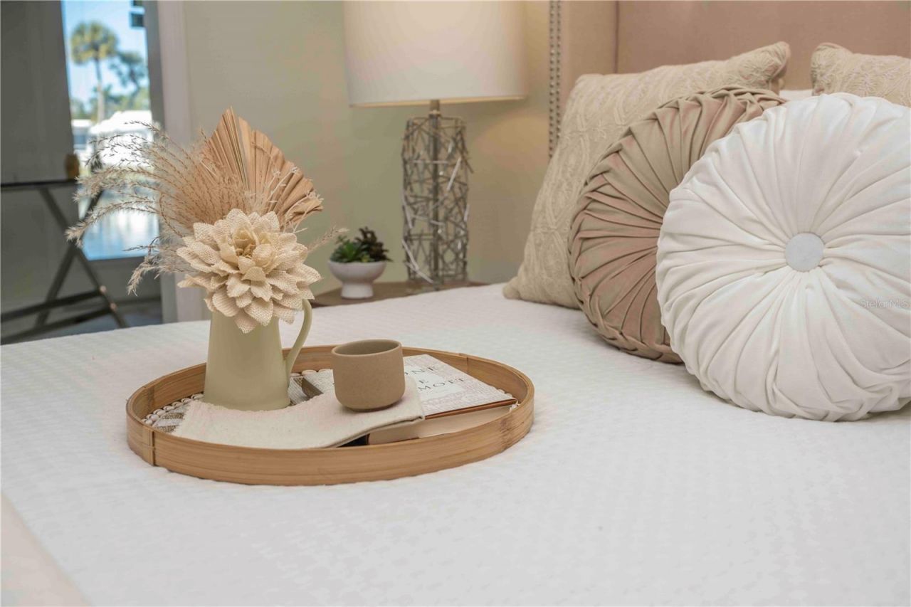 563 Spanish Drive S, Longboat Key, FL 34228 Photo